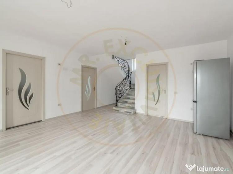 Casa P+M 130 mp, teren 818 mp Calinesti, AG - 14