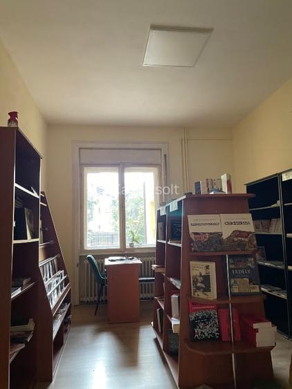 Spațiu comercial de închiriat Spațiu comercial de închiriat