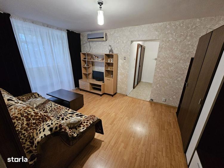 Inchiriez ap cu 2 camere zona Scoala 5 - 1