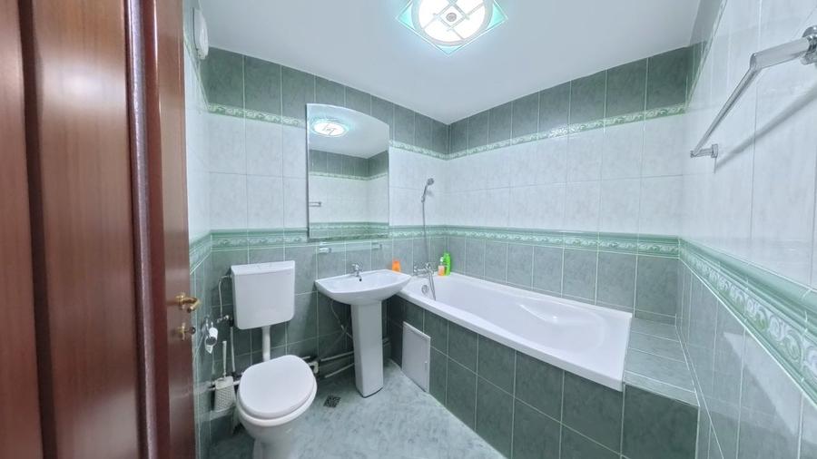 Electomagnetica - Trafic Greu - 3 camere renovat - 1985 - 9