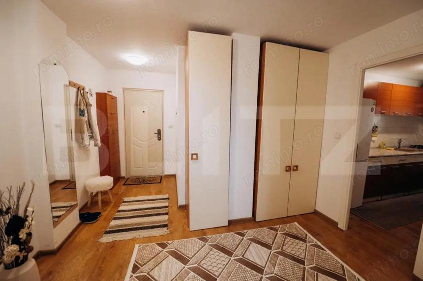 Oportunitate rara Garsoniera moderna cu parcare ?i curte | Podu Ro? Granit - 4