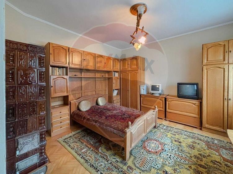 Casă / Vilă cu 5 camere de vânzare în Aleșd zona Ultracentral - 27