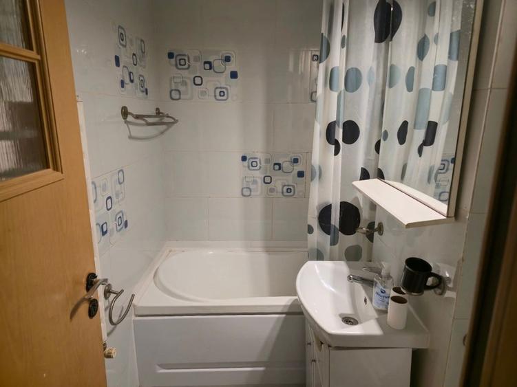 Inchiriez apartament cu doua camere pe str Banca-Nationala - 5