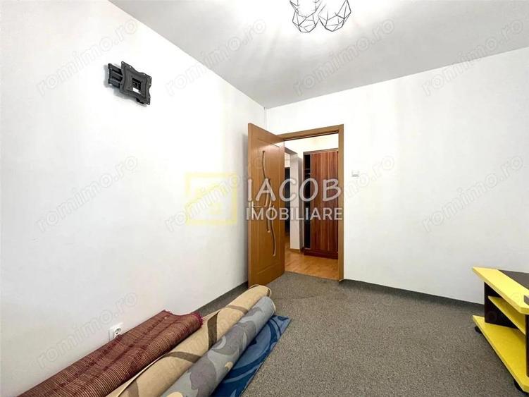 Apartament, str. Bicaz, 3 camere decomandate, etaj 1 - 3