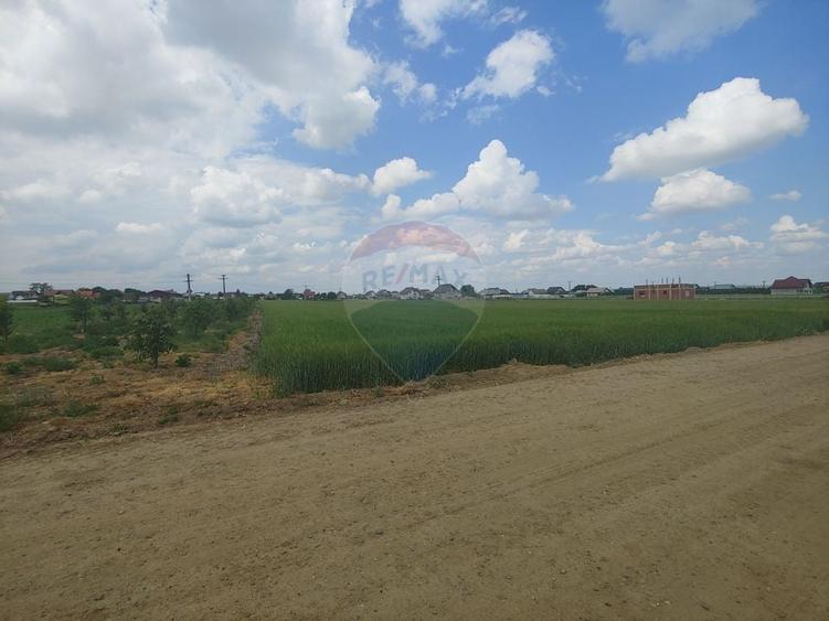 Teren intravilan 6,600mp Dumbraveni / Strada Principala spre Veresti - 16