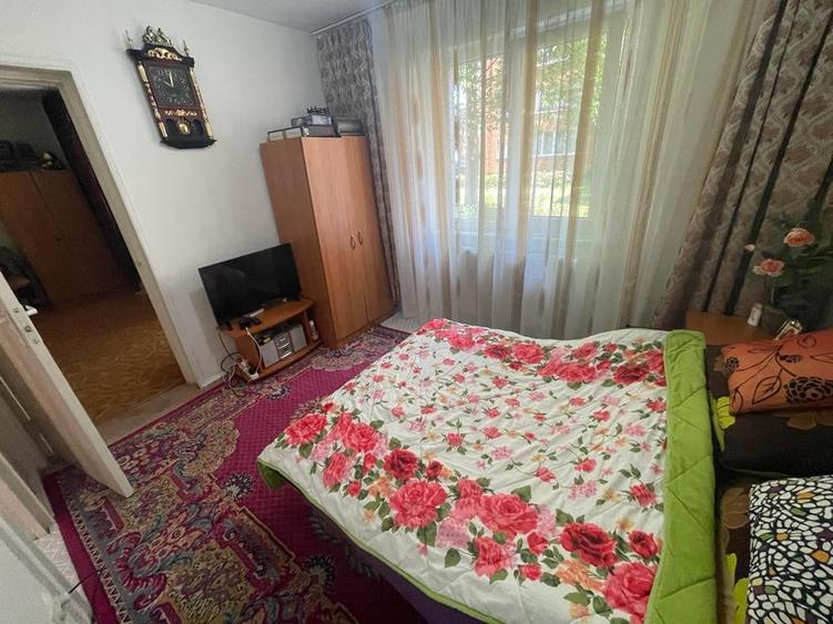 De vanzare apartament 2 camere  in Dambu re str. Cehlau - 5