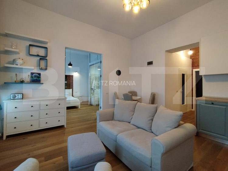 Apartament cu 2 camere semidecomandat, mobilat în Central Apartament cu 2 camere semidecomandat, mobilat în Central