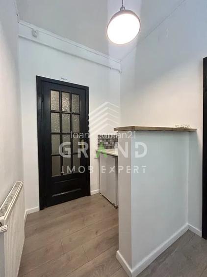 SPATIU PENTRU BIROURI/ 2 INCAPERI/ PARCARE, zona Semicentral/Decebal SPATIU PENTRU BIROURI/ 2 INCAPERI/ PARCARE, zona Semicentral/Decebal