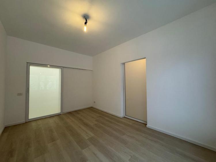 Apartament renovat profesional, complet - la cheie, ideal rezidential sau birou - 1