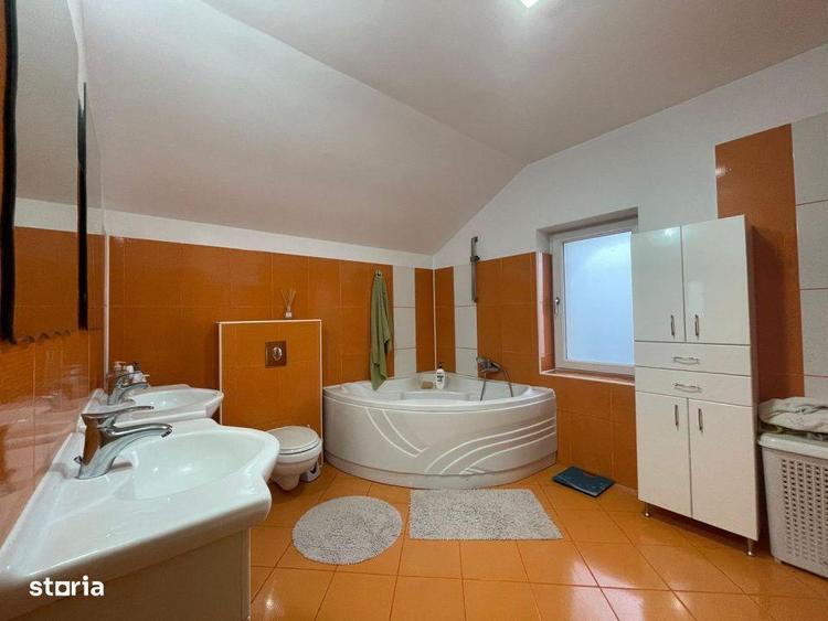 Casa Individuala 5 camere Mosnita Veche - 1