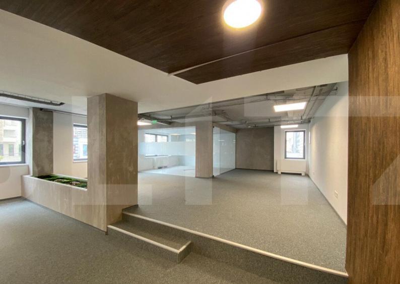 Spatiu deosebit in cladire clasa A - 2