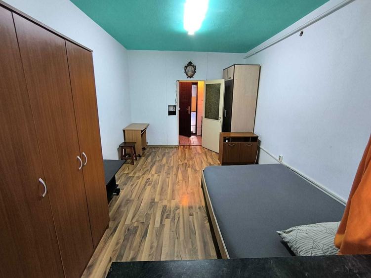 Garsoniera modesta la 7 min de metru Aparatorii Patriei - 4