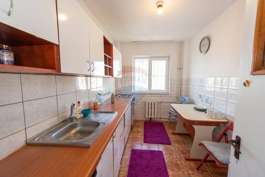 Apartament decomandat cu 2 camere de vanzare in zona Titan Salajan - 8