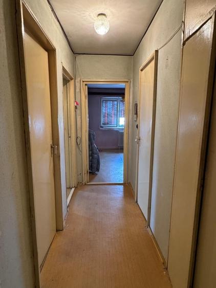 Ap 2 cam  decomandat ,in Manastur, str Mehedinti - 7