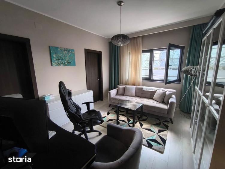 Spațiu comercial, de 1,900 mp, în Băneasa