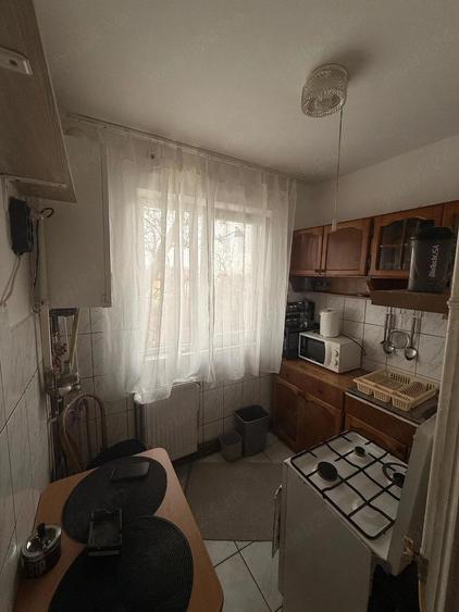 Ofer spre inchiriere garsoniera cu centrala termica ! - 2