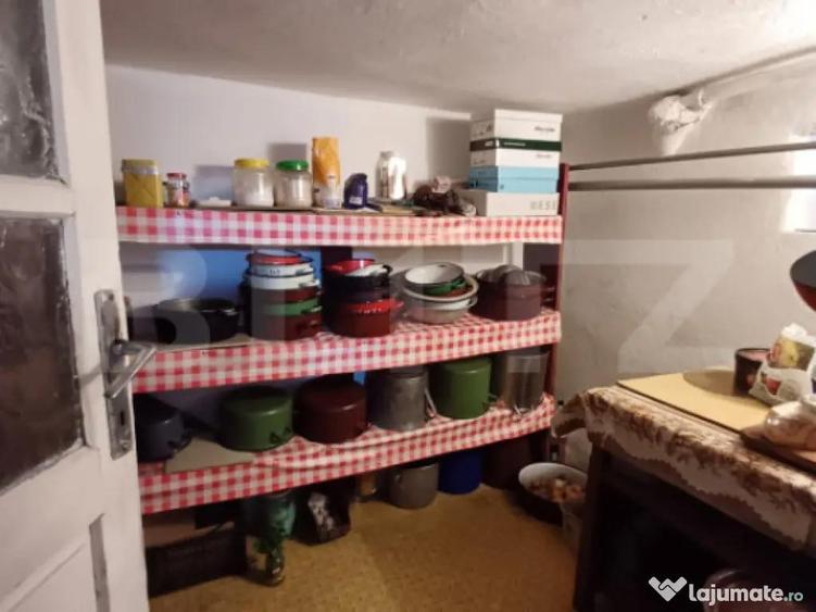 Casa de vanzare, 91 mp, in zona centrala din Turda - 2