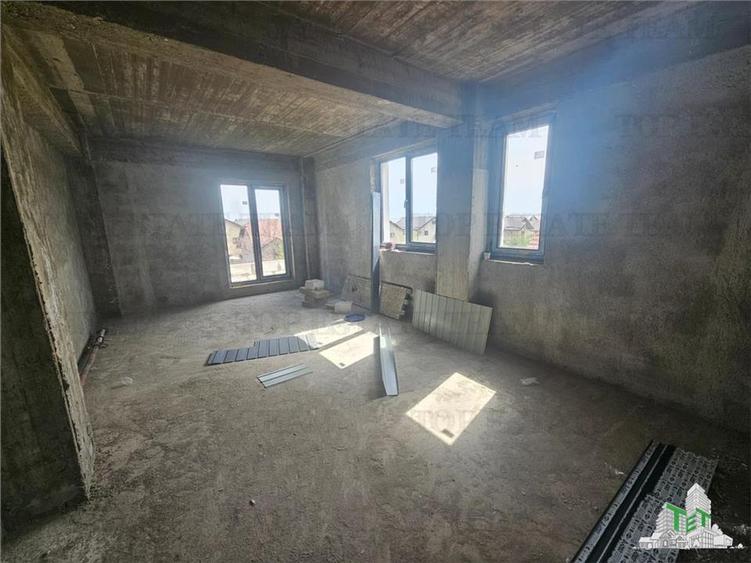 Apartament 3 camere bloc-vila zona case Bragadiru - 2