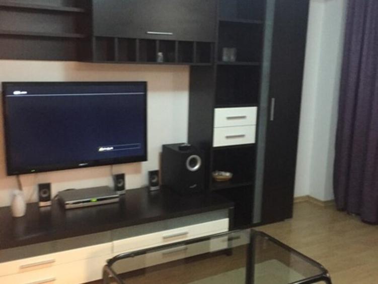 Apartament 2 camere  piata victoriei530 euroapartamwnt 2 camere  semidecomandat  - 4