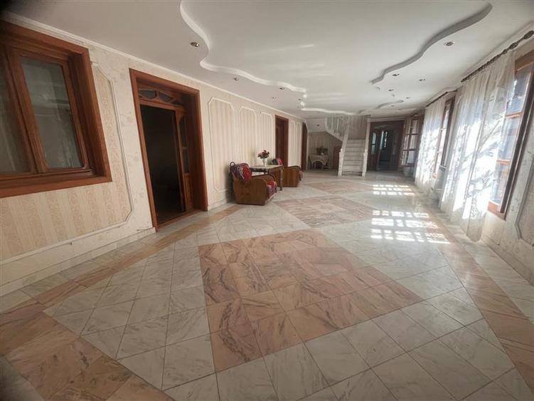 Caransebes, Casa P+E, Teren 1000 Mp - 2