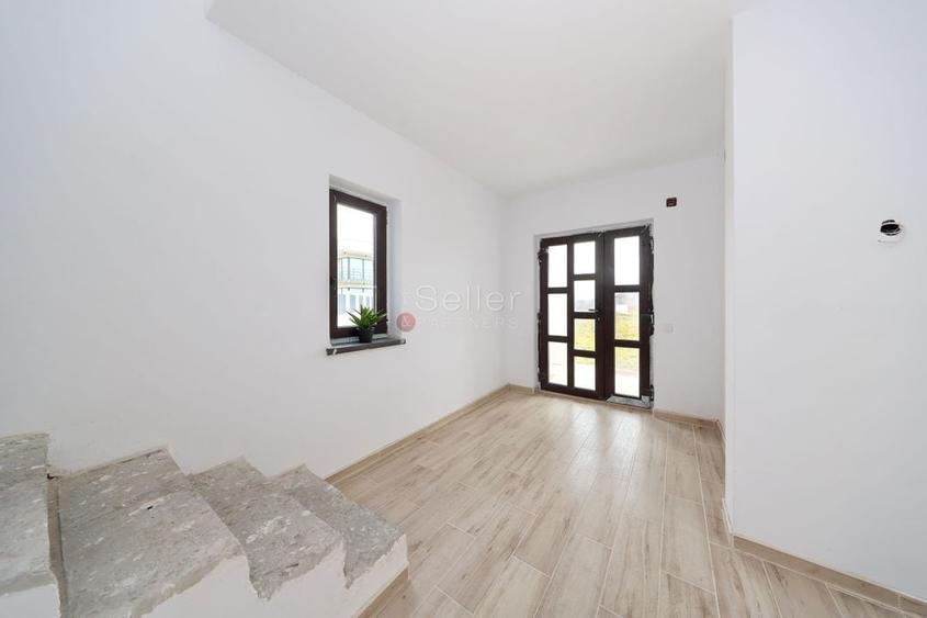 Constructie Noua | Teren Suprafata Generoasa - 9