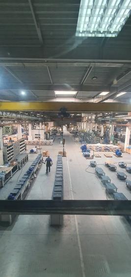 Inchiriez hala Bd. Timisoara, 400-15000 mp, birouri 2000 mp, parcare 2000 mp - 4