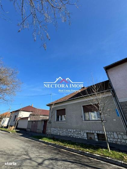 NECTORA IMOB Exclusivitate-Casa Ultracentrala 3 camere,Curte proprie - 1