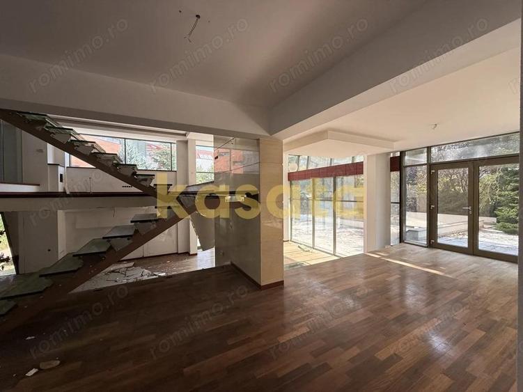 Vanzare teren 1484 mp ?oseaua Nordului ?i vila renovabila - 6