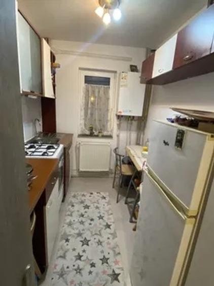 Apartament cu 2 camere, decomandat, zona Mircea Cel Batran - 1