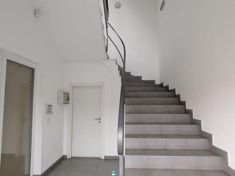 De închiriat: SAD - 220 mp - Pretabil pentru salon de infrumusetare - 13