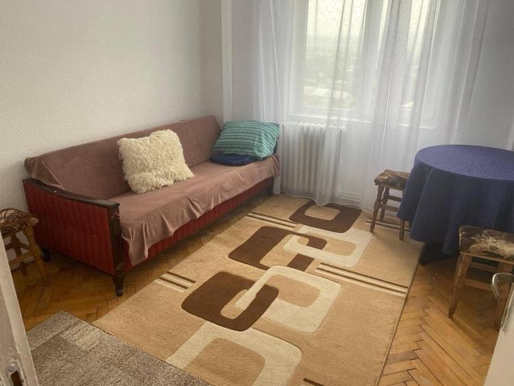 APARTAMENT 3 CAMERE PASCANI  BLOC MOLDOVA - 1