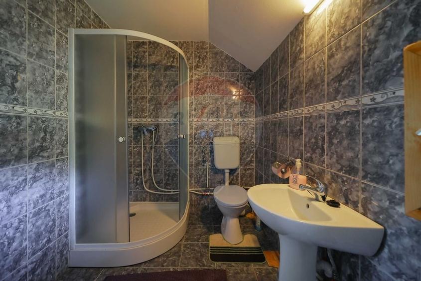 De vanzare Casa de Vacanta cu 3 camere, teren 1146 mp, Budureasa - 18