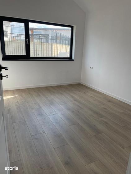 Casă cu 3 camere cu Teren 500 Mp în Snagov