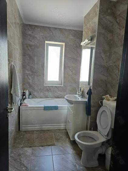 Apartament de vanzare - 5