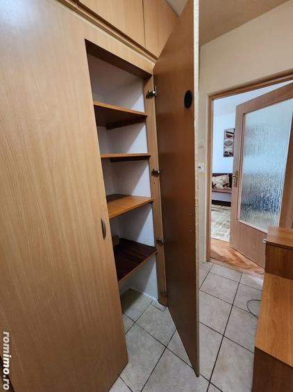 Proprietar Inchiriez apartament cu 2 camere in zona Dacia - 1