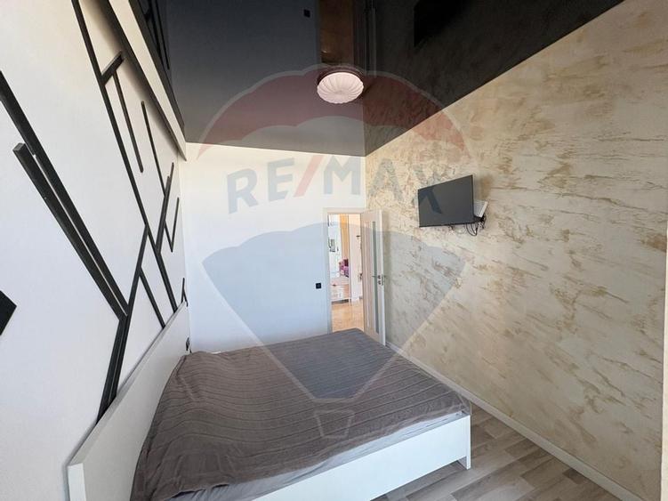 Vanzare Apartament cu 3 camere lux cu vedere la lac in zona Tomis Nord - 10