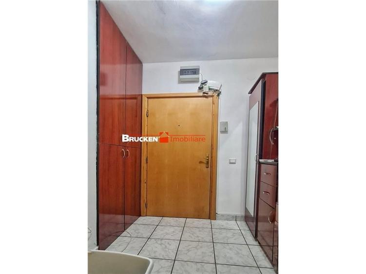 Apartament cu 2 camere,Bd. Stefan cel Mare - 7