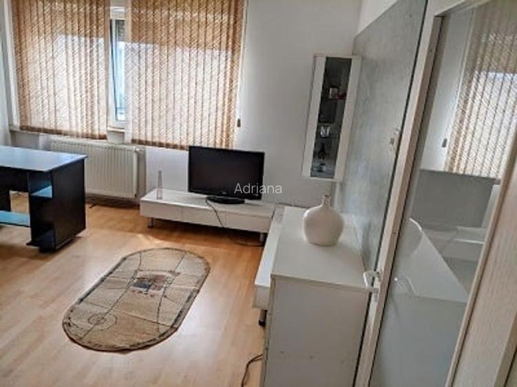 Apartament 2 camere ,decomandat ,central Arad