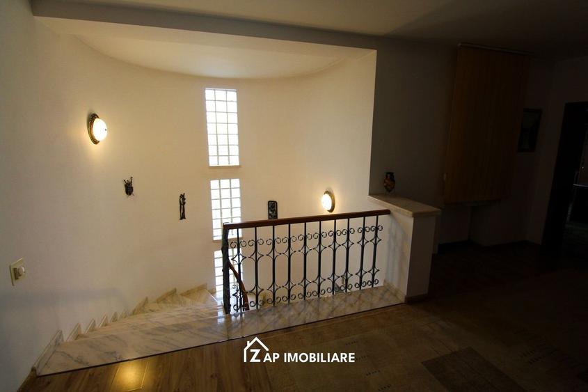 Unirii - Casa Zona Romcab -  400mp - 1259 mp teren - Garaj dublu - piscina - 37