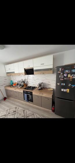 Casa spatioasa si moderna de inchirita! - 2