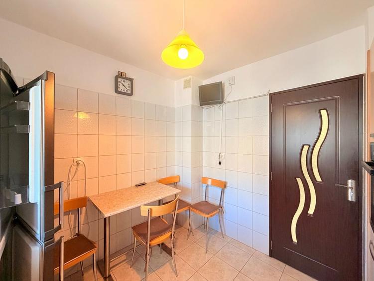 | Apartament 3 camere de închiriat | Loc de Parcare – Str. Vicina 4 | - 13