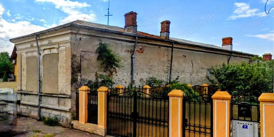 Casa cu farmec interbelic de vanzare in centrul ora?ului Buzau - 1