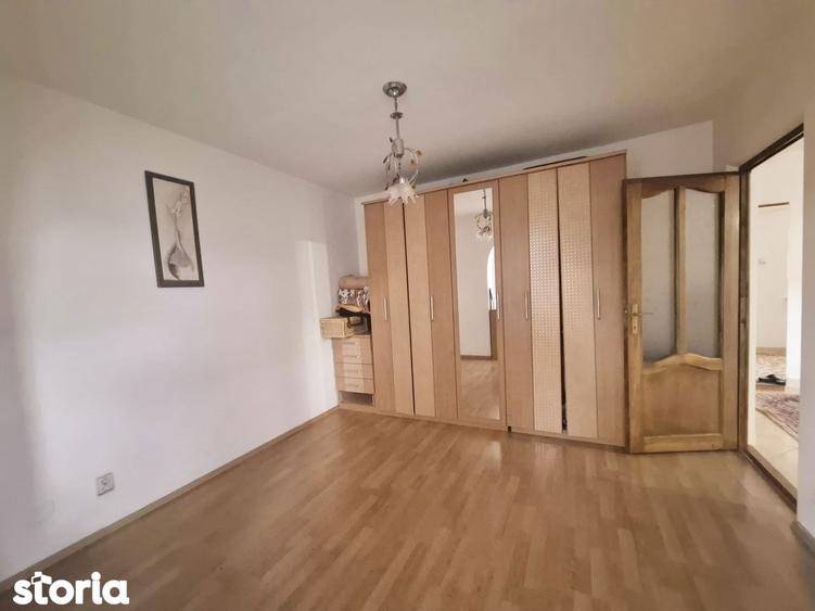 Apartament decomandat cu 2 camere, etaj 3, zona Precista - 6