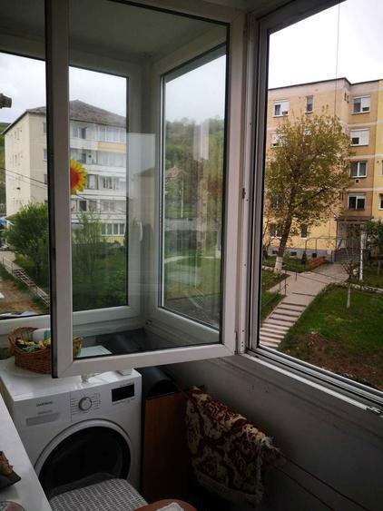 Apartament cu 2 camere, Etajul 2,Medias jud.Sibiu - 2