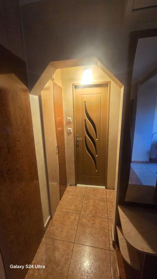 Inchiriez apartament 2camere - 7