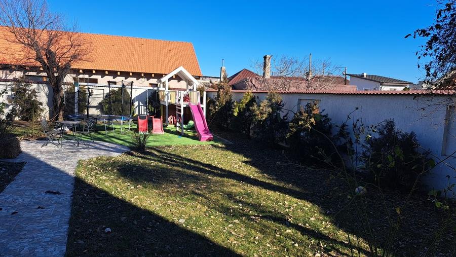 Vila D+Parter+Etaj - km 5 (suprafata teren 488 mp) - 1