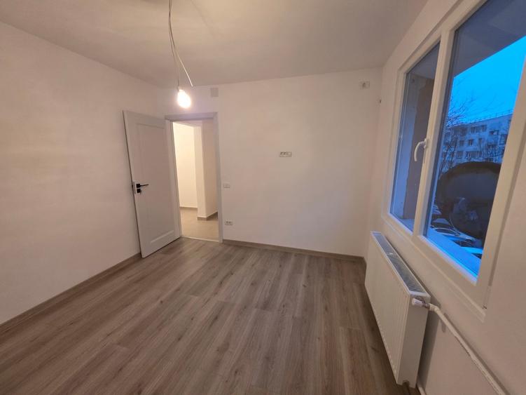 Trapezului, chiar la metrou 1 Decembrie 1918, renovat complet, geam baie - 15