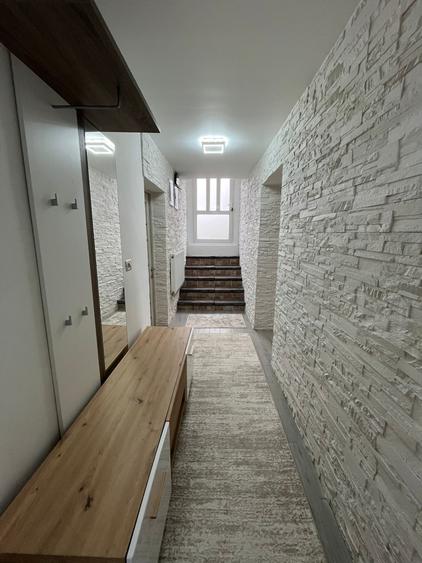 Vand apartament cu 3 camere pe Str Lunga, renovat integral - 10