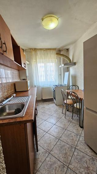 Apartament cu 2 camere decomandat în Centrul Civic