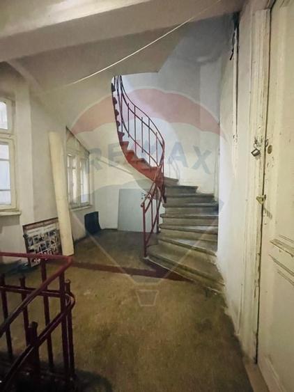 Casă / Vilă Piata Unirii - 4